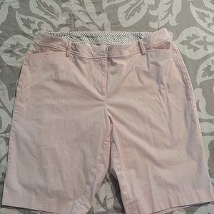 Talbots The Perfect Short 18W